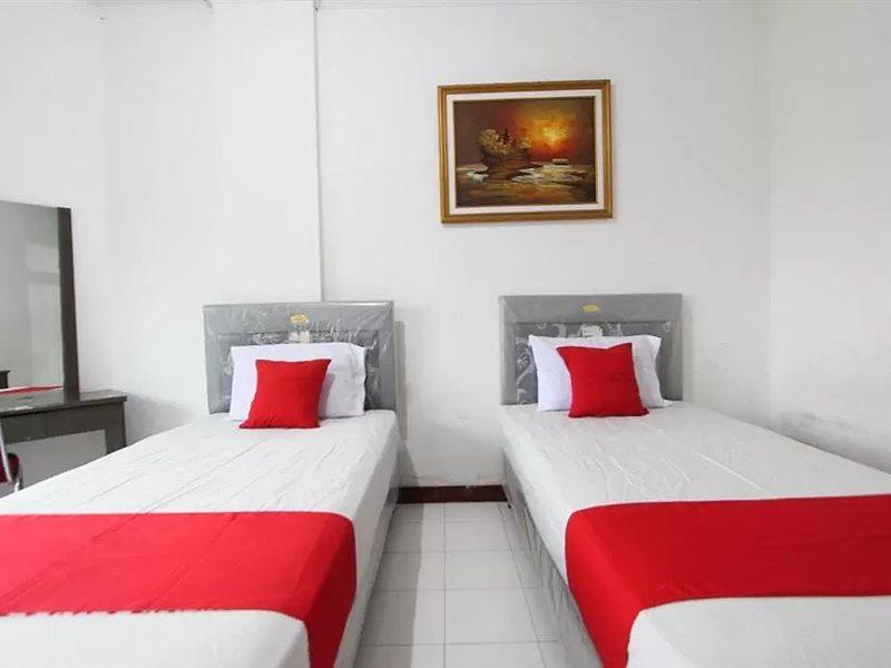 Oyo 90028 Hotel Victory Batu  Εξωτερικό φωτογραφία