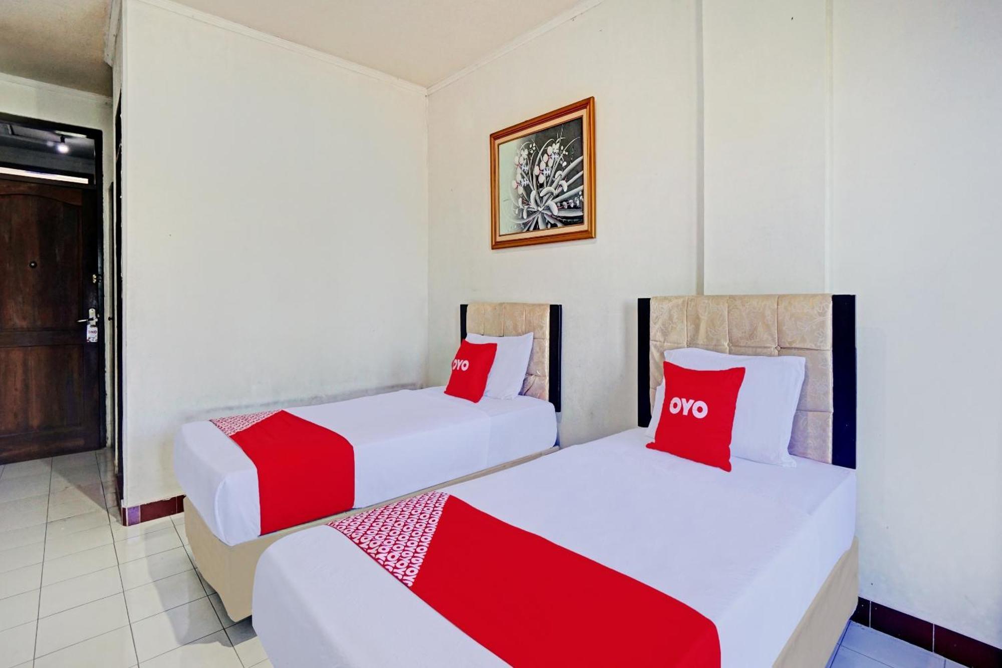 Oyo 90028 Hotel Victory Batu  Εξωτερικό φωτογραφία