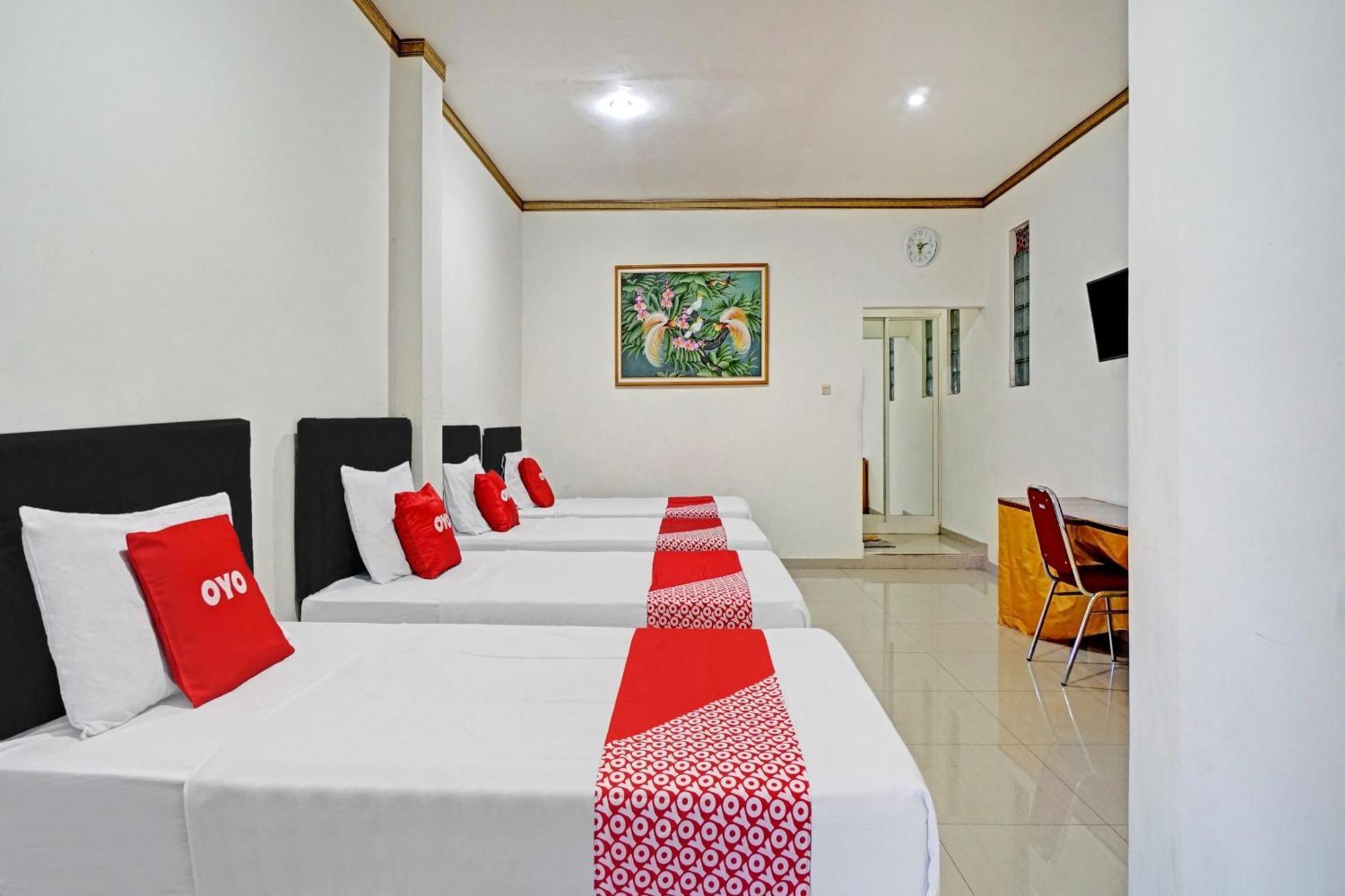Oyo 90028 Hotel Victory Batu  Εξωτερικό φωτογραφία