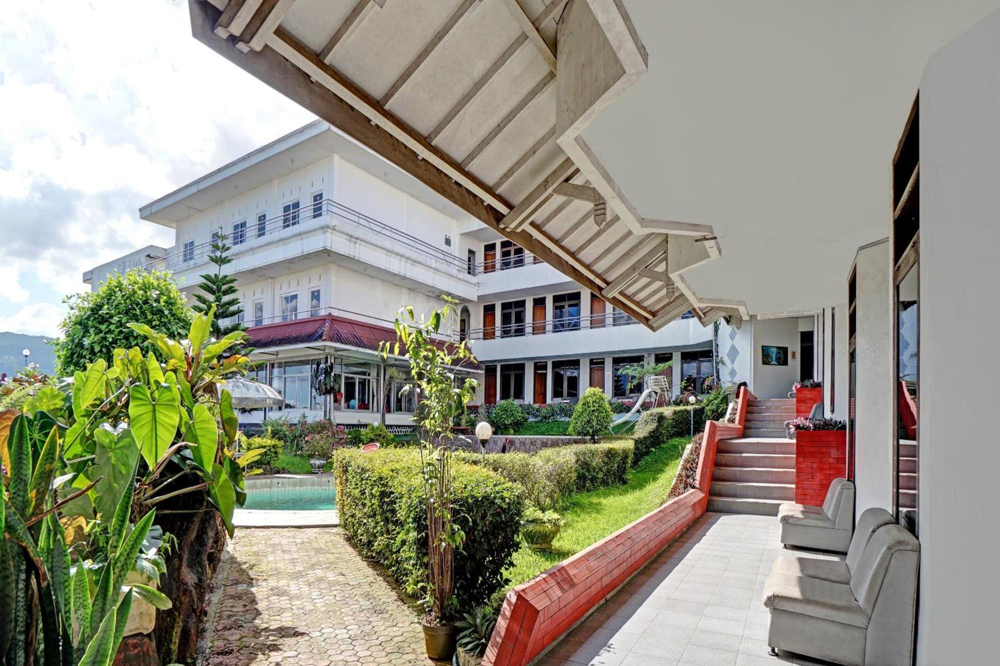 Oyo 90028 Hotel Victory Batu  Εξωτερικό φωτογραφία